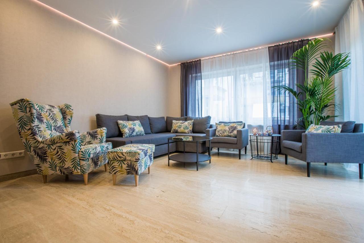 Modernes Apartment In Zentrumsnaehe Mit Eigenem Stellplatz Baden-Baden Exterior photo